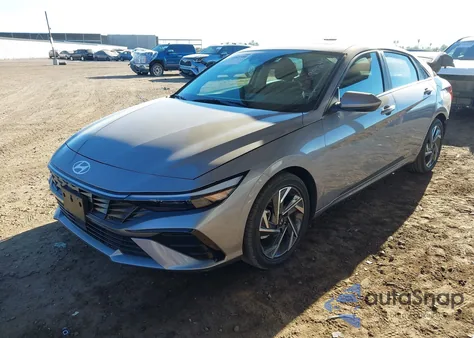 2025 Hyundai Elantra Sel Convenience z USA, uszkodzony, nr VIN KMHLS4DGXSU980981